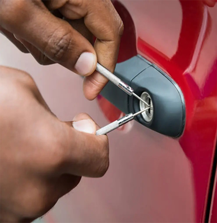 白玉开修汽车锁